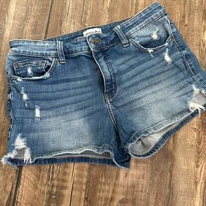 Distressed shorts